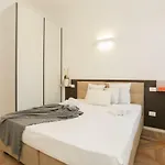 The Best Rent - Modern Apartment Near Bocconi University